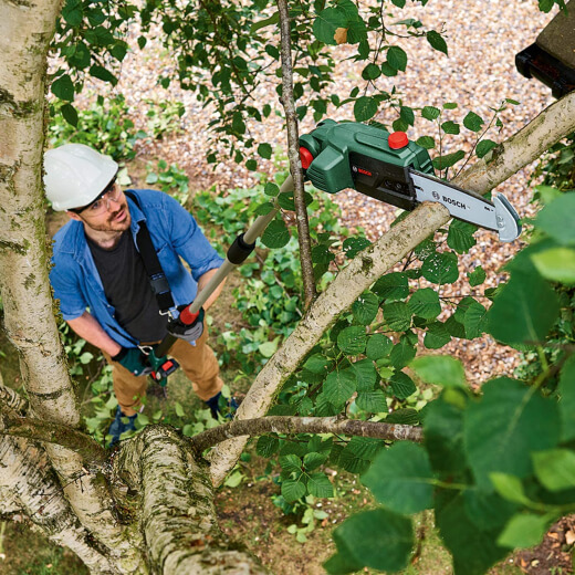 Cordless electric pole saw are a bit heavier due to the weight of the battery, and you will need to charge and recharge the battery for longer jobs