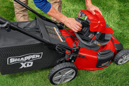 Buying a Self-Propelled Lawn Mower
