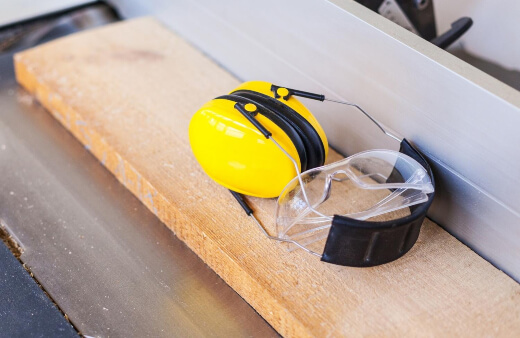 Mitre Saws Safety Tips