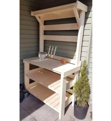 DIY Plans for Potting Bench by DoitYourselfPlanner