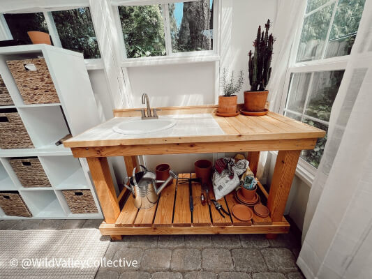Potting Bench Plans by WildValleyCollective