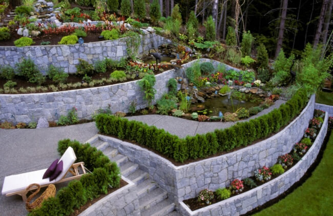 Curved Garden Retaining Wall